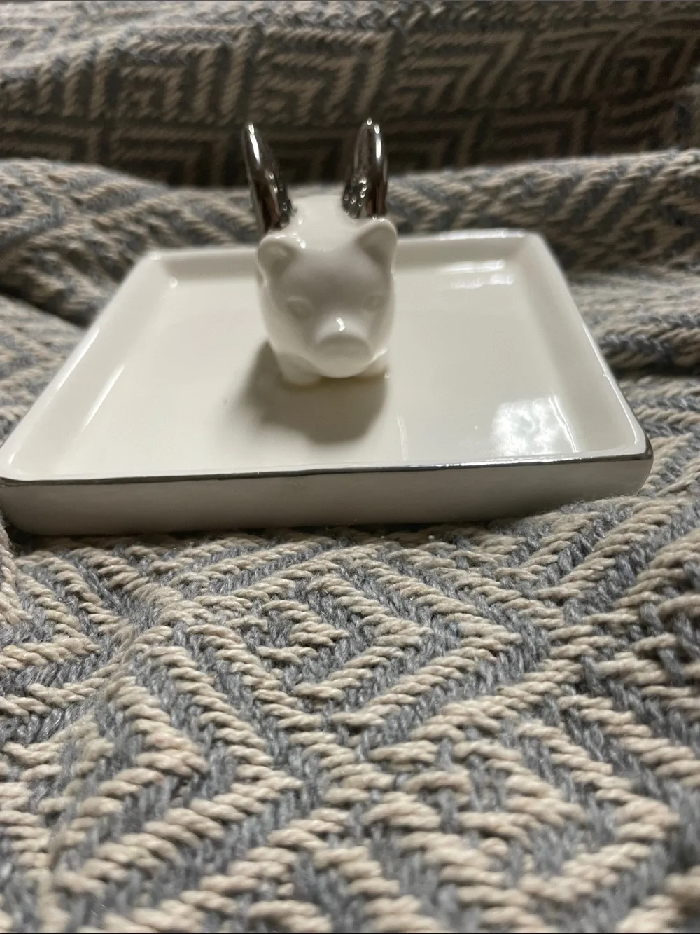 Ceramic Ring Dish with Silver-Tipped pig with wings  - White